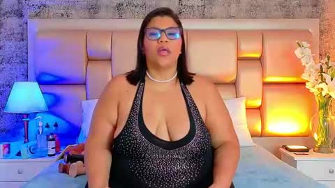 Selenna Cooper online show from 07.07.26