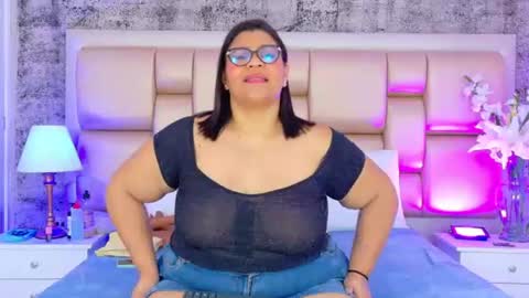 Selenna Cooper online show from 08.01.26