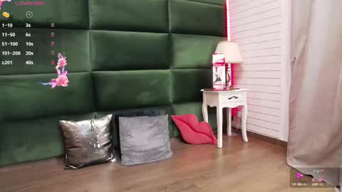 Selen online show from 09.22.25