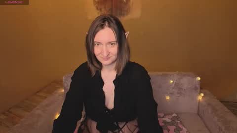 selestiasonata online show from 03.19.26