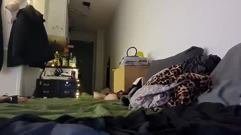 Julian Kinky Bi-guy online show from 02.19.25