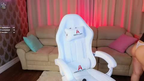 Snapshot of selfish_ashley chatting on 03.03.25 Eve online show from 03.03.25