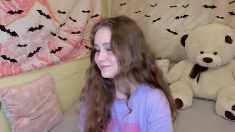 Snapshot of sellyahouston chatting on 11.03.25 Sellya online show from 11.03.25