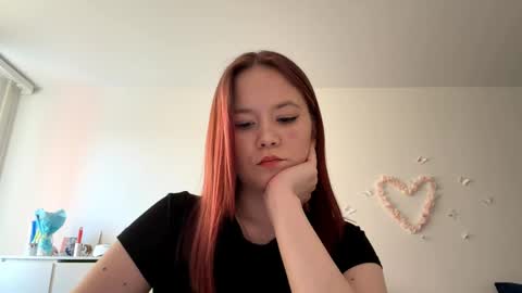 Lily online show from 04.29.26