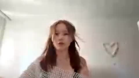 Snapshot of selmacalumag chatting on 07.27.26 Lily online show from 07.27.26