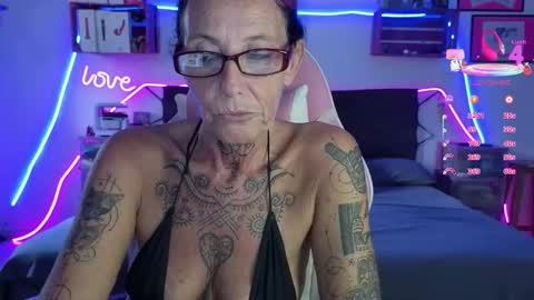 Selvaggia Del Caribe online show from 05.18.26