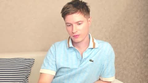 Snapshot of semyonone chatting on 10.10.25 Semyon online show from 10.10.25