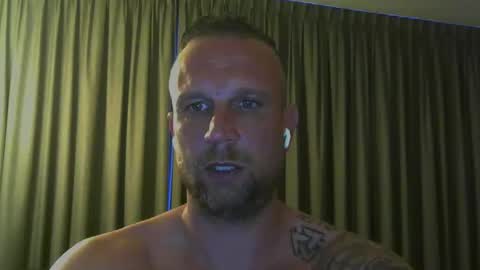 Snapshot of sence08 chatting on 03.16.26 sence08 online show from 03.16.26