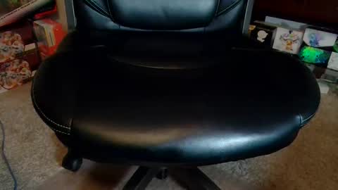 Snapshot of senorgrower chatting on 11.03.25 Mr. Watch Me Grow online show from 11.03.25