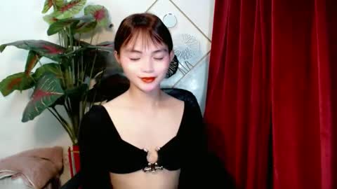 sensational_yeng online show from 10.12.25