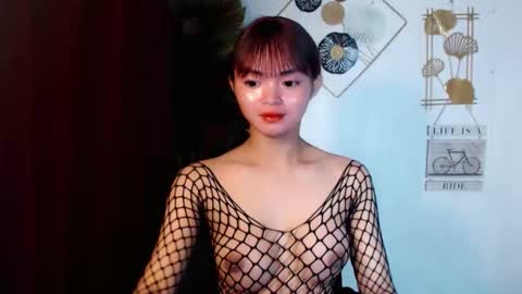 Snapshot of sensational_yeng chatting on 02.26.26 sensational_yeng online show from 02.26.26