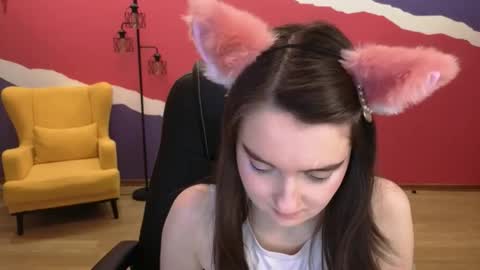 Snapshot of sensemysoul chatting on 11.26.25 sensemysoul online show from 11.26.25