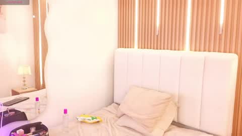Sensual Kim77 online show from 05.30.26