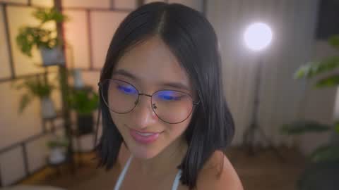 Snapshot of sensualcherry_ chatting on 01.30.25 Maria- OF sensual bee online show from 01.30.25