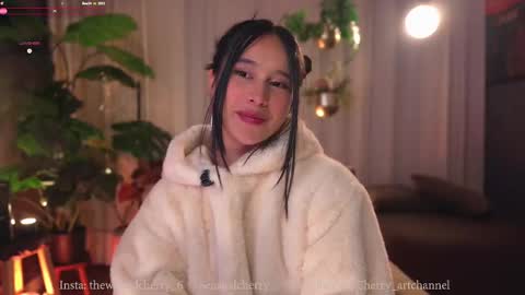 Snapshot of sensualcherry_ chatting on 11.21.25 Maria- OF sensual bee online show from 11.21.25