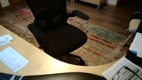 Snapshot of sensualgentlem chatting on 01.17.26 Sensually Yours online show from 01.17.26