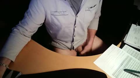 Snapshot of sensualgentlem chatting on 02.12.26 Sensually Yours online show from 02.12.26