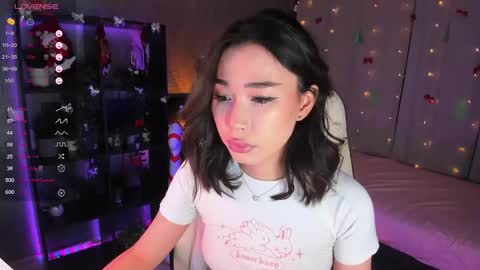 Snapshot of sensualily chatting on 01.08.26 Kiki online show from 01.08.26