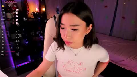 Snapshot of sensualily chatting on 01.16.26 Kiki online show from 01.16.26