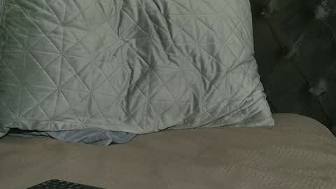 Snapshot of sensualldream chatting on 11.27.25 Alya online show from 11.27.25