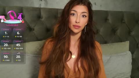Snapshot of sensualldream chatting on 05.18.26 Alya online show from 05.18.26