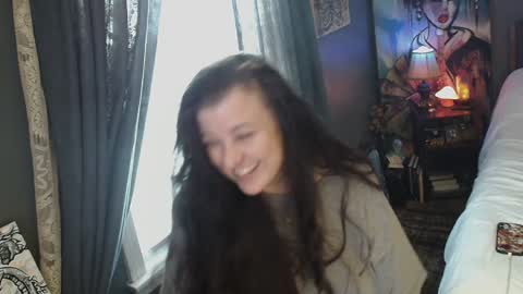 Snapshot of sentfrmheaven chatting on 12.05.24 Tara online show from 12.05.24