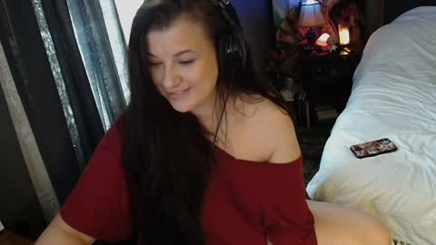 Snapshot of sentfrmheaven chatting on 12.25.24 Tara online show from 12.25.24