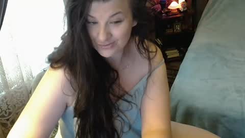 Snapshot of sentfrmheaven chatting on 03.04.25 Tara online show from 03.04.25