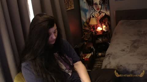 Tara online show from 04.30.26