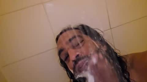 Snapshot of serani02 chatting on 02.15.26 Serani online show from 02.15.26