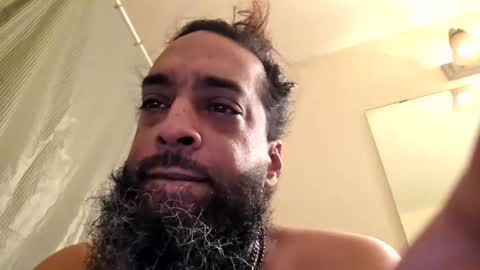 Snapshot of serani02 chatting on 03.30.26 Serani online show from 03.30.26