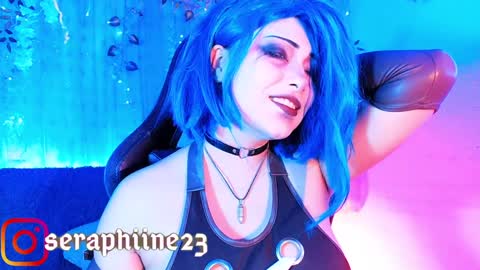 Snapshot of seraphine23_ chatting on 12.04.24 seraphine online show from 12.04.24