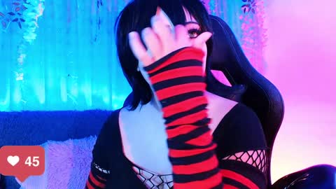 Snapshot of seraphine23_ chatting on 12.11.24 seraphine online show from 12.11.24