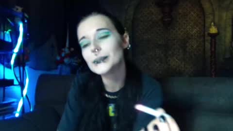 Snapshot of seraphinmunster chatting on 09.25.25 Seraphin Munster online show from 09.25.25