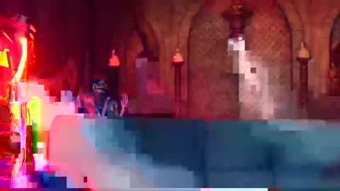 Snapshot of seraphinmunster chatting on 10.03.25 Seraphin Munster online show from 10.03.25