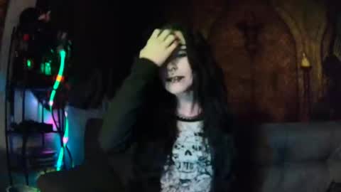 Snapshot of seraphinmunster chatting on 10.09.25 Seraphin Munster online show from 10.09.25