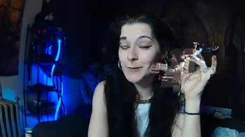 Snapshot of seraphinmunster chatting on 11.06.25 Seraphin Munster online show from 11.06.25