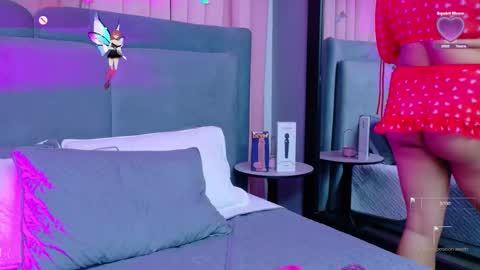 Snapshot of serena_15 chatting on 09.18.25 Serena online show from 09.18.25