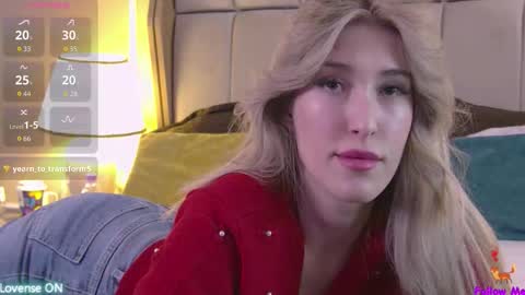 Snapshot of serena_bennet chatting on 11.14.25 Serena online show from 11.14.25