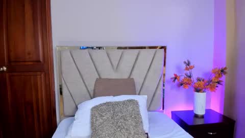 serenaaveline online show from 11.24.25