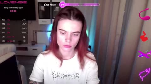 Snapshot of serenamilss chatting on 12.20.24 serenamilss online show from 12.20.24