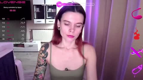 Snapshot of serenamilss chatting on 02.07.25 serenamilss online show from 02.07.25