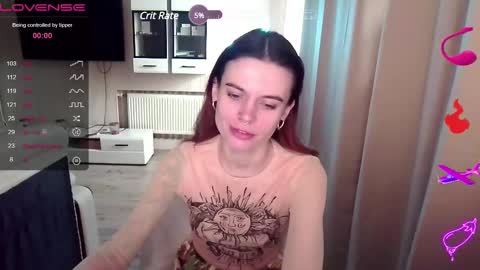 Snapshot of serenamilss chatting on 02.15.25 serenamilss online show from 02.15.25