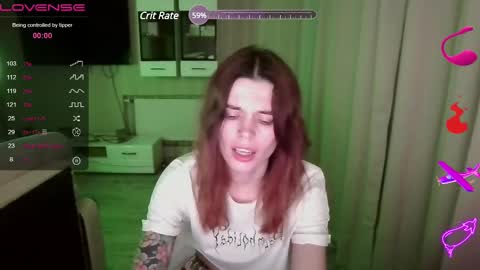Snapshot of serenamilss chatting on 02.22.25 serenamilss online show from 02.22.25