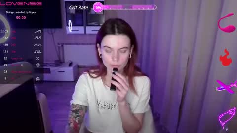 Snapshot of serenamilss chatting on 03.03.25 serenamilss online show from 03.03.25