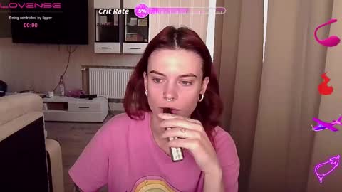 Snapshot of serenamilss chatting on 09.11.25 serenamilss online show from 09.11.25
