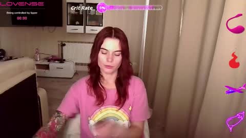 Snapshot of serenamilss chatting on 10.11.25 serenamilss online show from 10.11.25