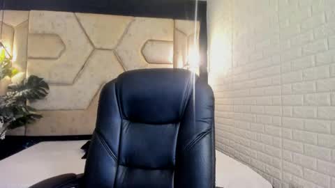 Serene online show from 04.29.26