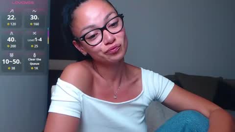 SereneSophi online show from 08.07.26