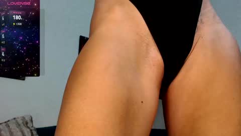 Snapshot of serenexxmilf chatting on 12.08.24 serenexx  your MILF online show from 12.08.24